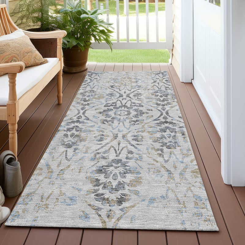 Machine Washable Indoor/ Outdoor Chantille Distressed Traditional Rug - Gray - 2'3" x 7'6"