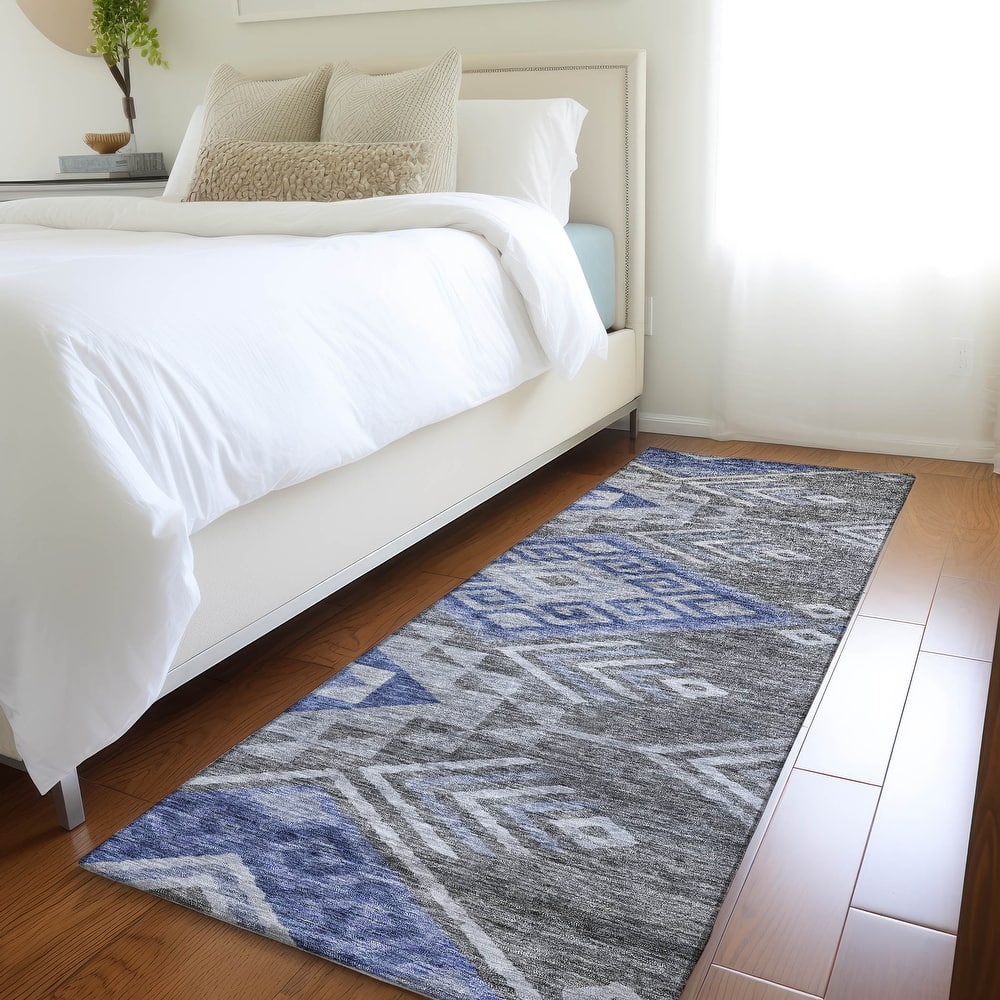 Machine Washable Indoor/ Outdoor Boho Tribal Chantille Rug