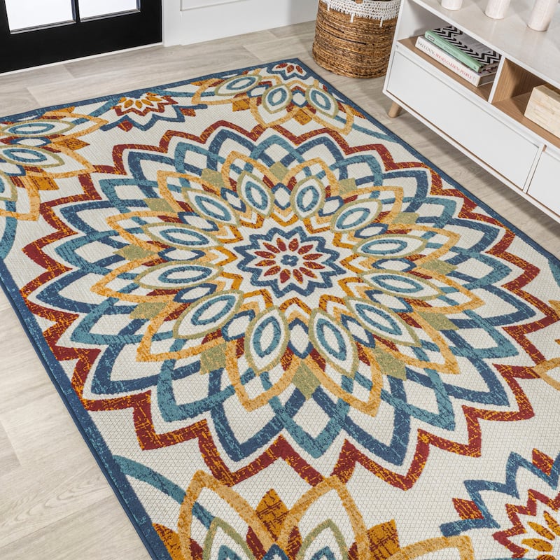 JONATHAN Y Cetara Abstract Bold Mandala High-Low Indoor/Outdoor Area Rug