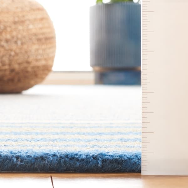SAFAVIEH Handmade Genre Linnie Mid-Century Modern Wool Rug