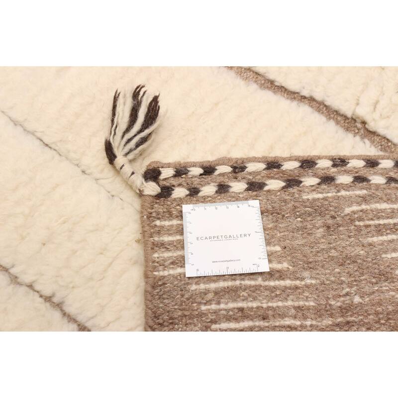 ECARPETGALLERY Hand-knotted Tangier Cream Wool Rug - 5'1 x 8'5