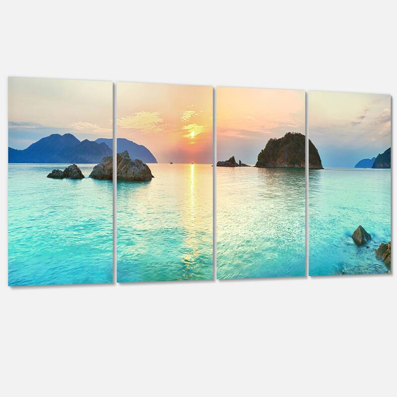 Designart 'Sunrise Panorama' Photography Metal Wall Art