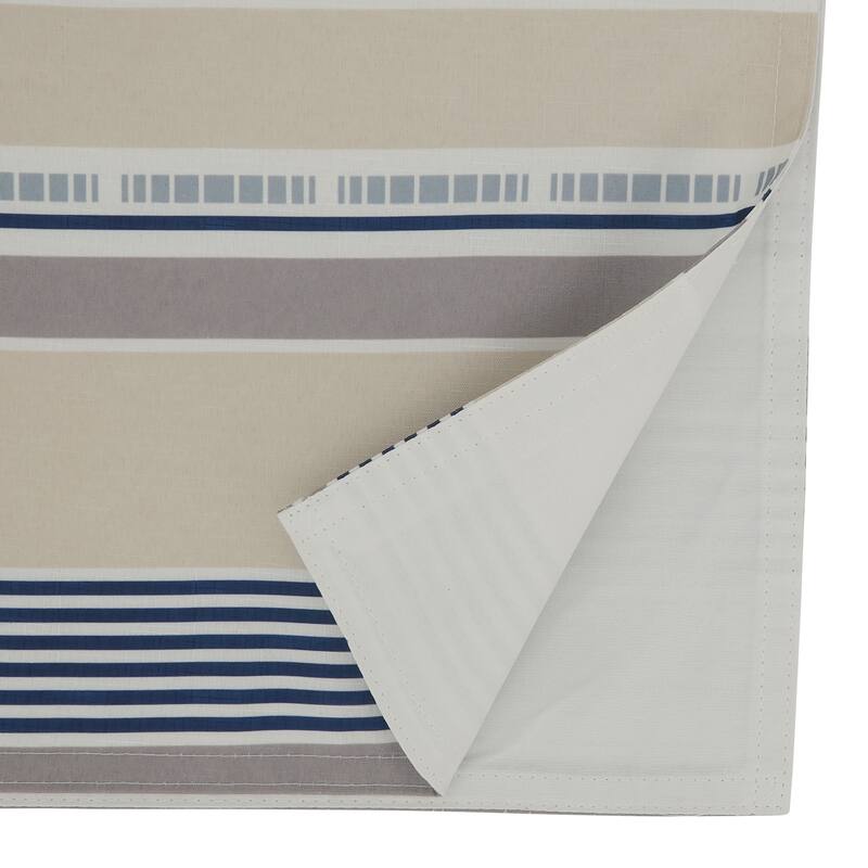Table Runner With Striped Design
