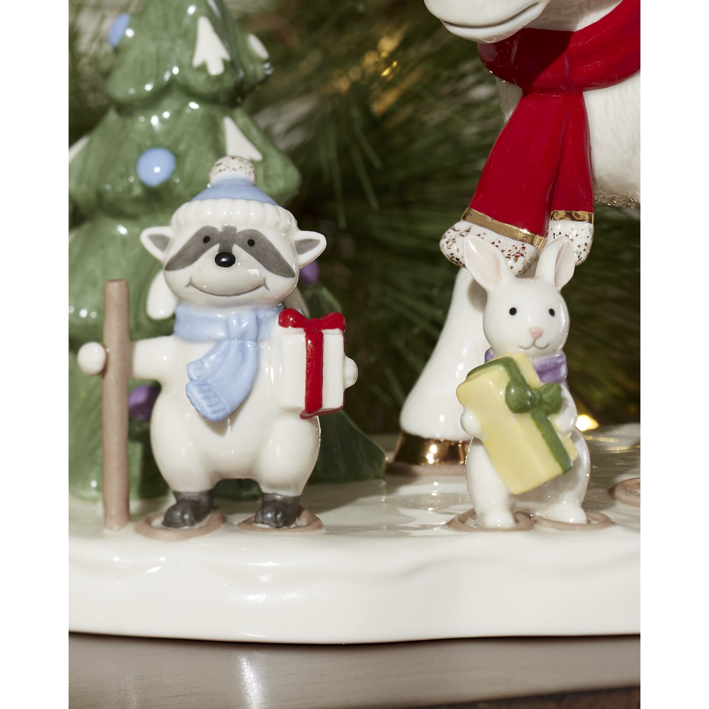 Lenox Marcel the Moose Delivering Gifts Figurine - Overstock