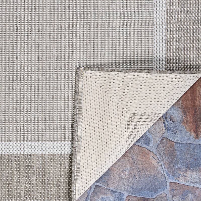 Pergola Channel Indoor/ Outdoor Area Rug