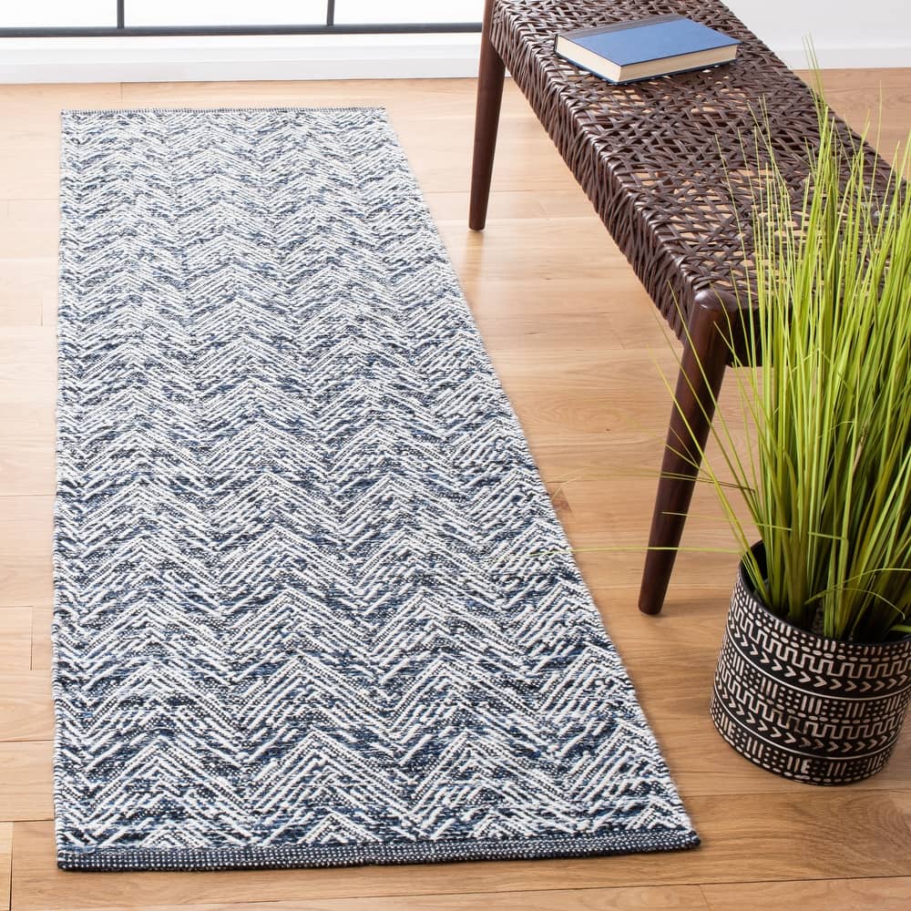 SAFAVIEH Handmade Kilim Wafa Wool Rug