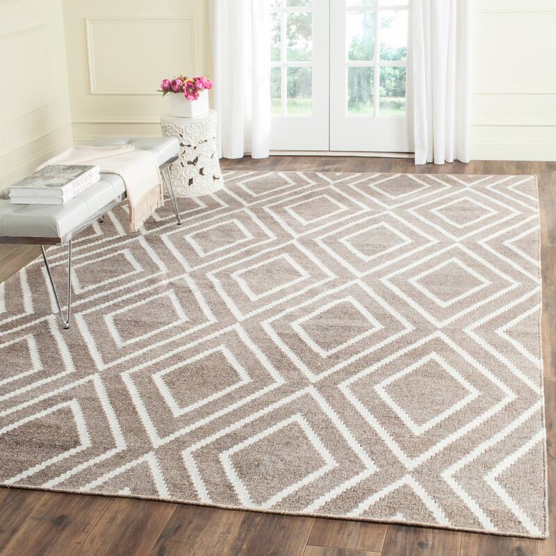 SAFAVIEH Handmade Flatweave Kilim Ana-Belen Wool Rug - 5' x 8' - Grey/Ivory