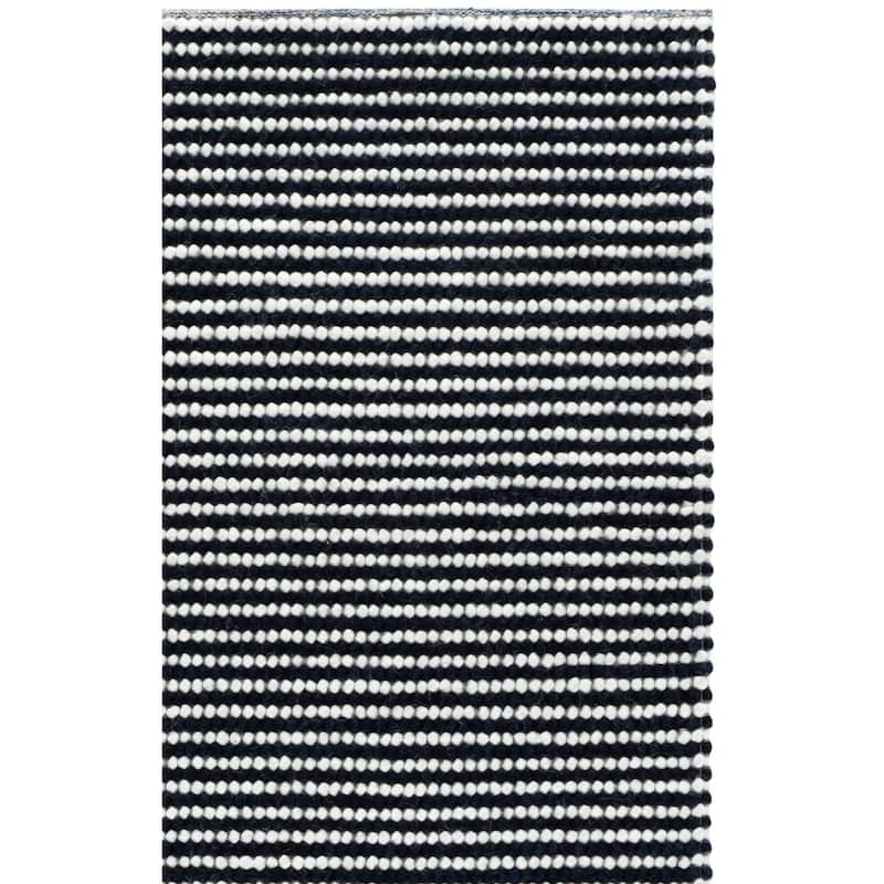 SAFAVIEH Handmade Natura Kinuko Wool Rug