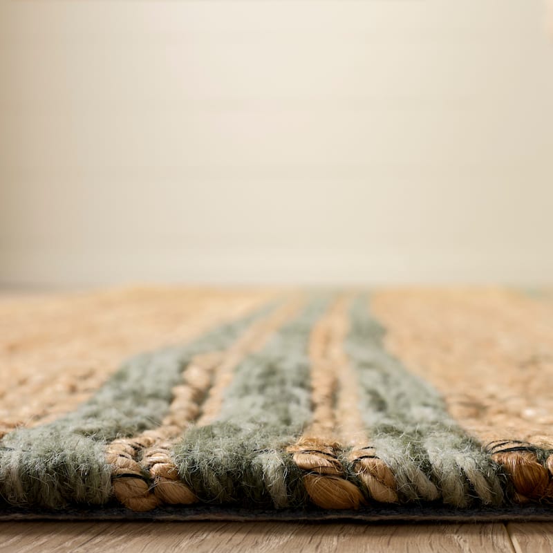 Martha Stewart by SAFAVIEH Handmade Friedhilde Jute Rug