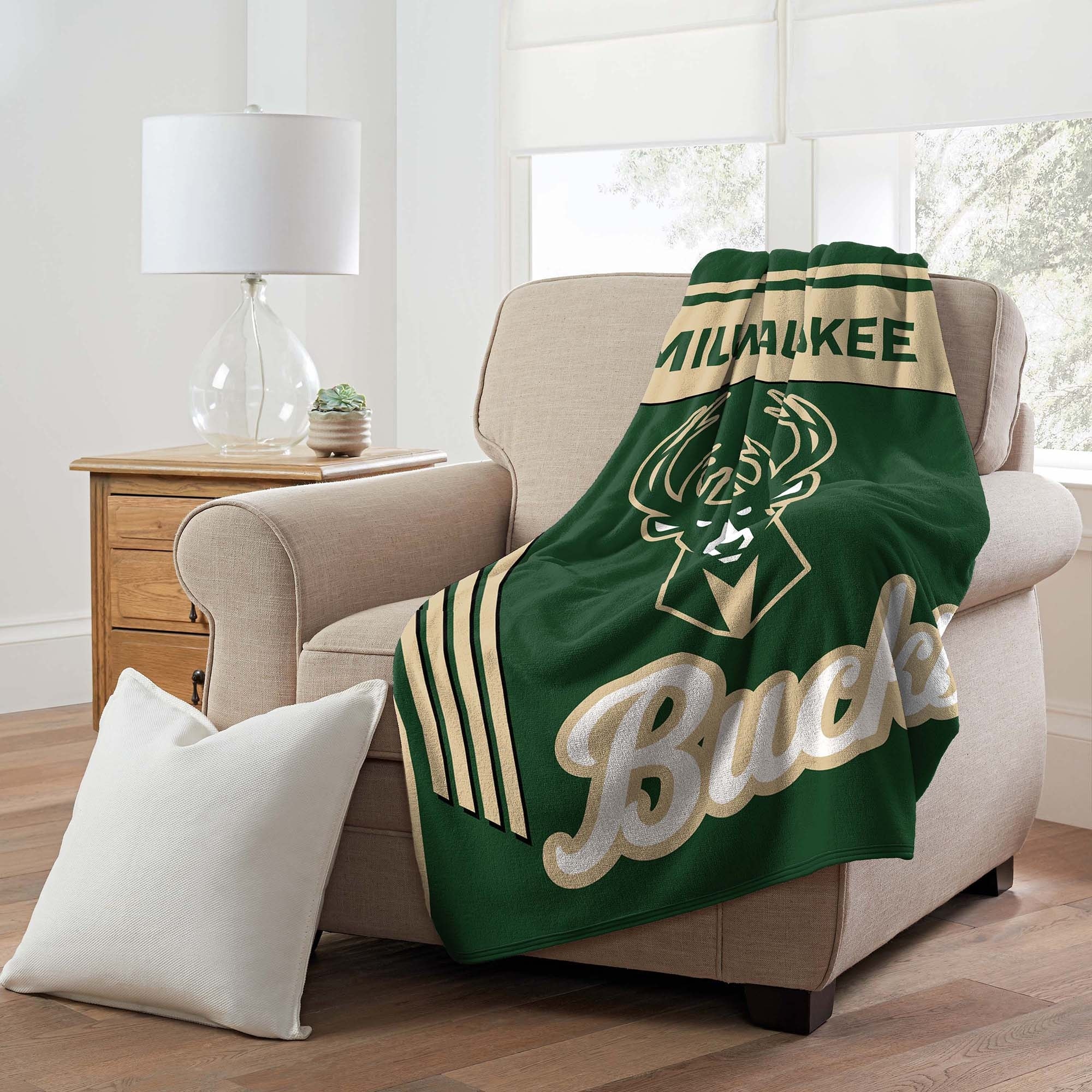 NBA Milwaukee Bucks 46