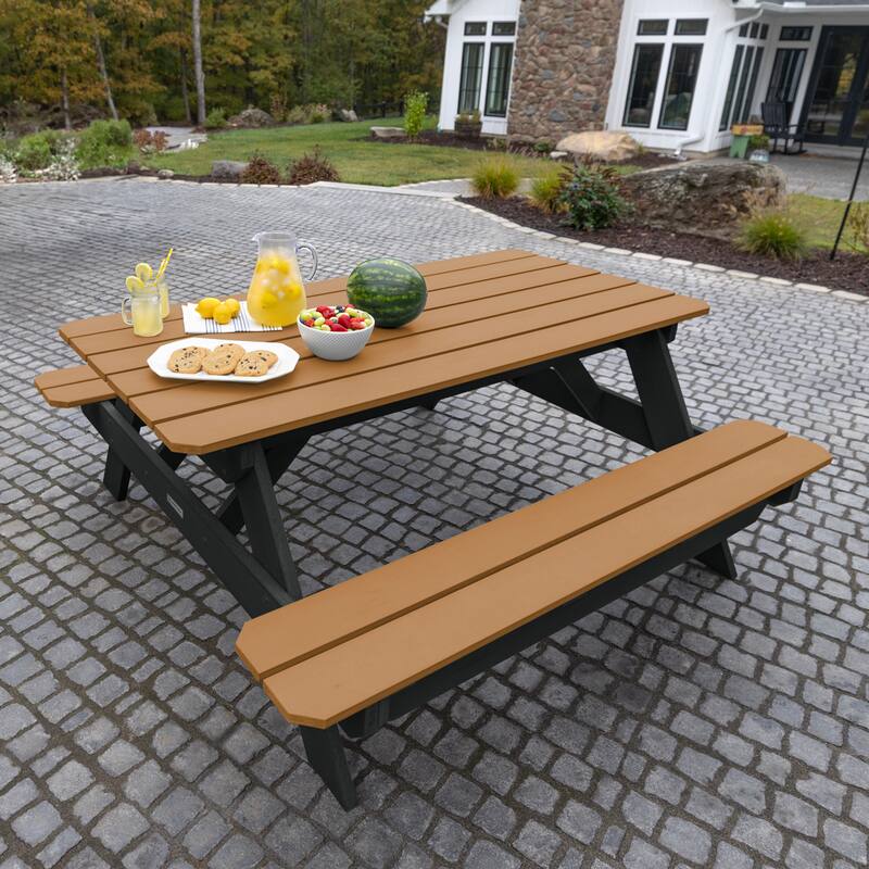 HIGHWOOD Eco-friendly Picnic Table