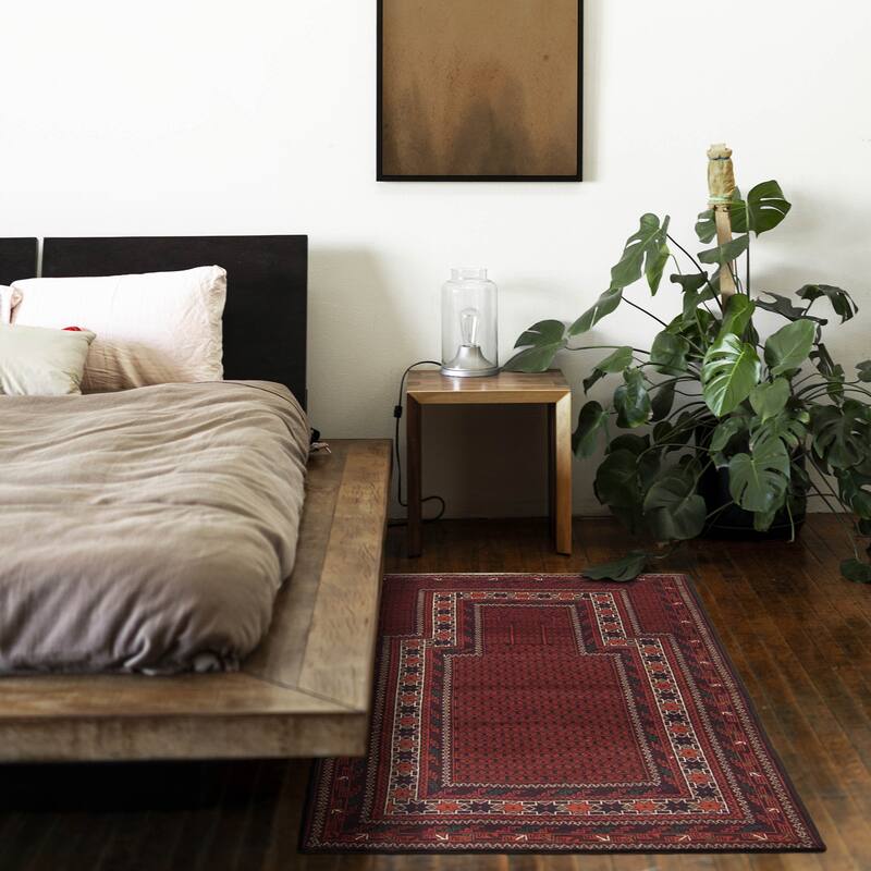Teimani Burgundy Rug 2'11" x 4'8" - 2'11 x 4'8
