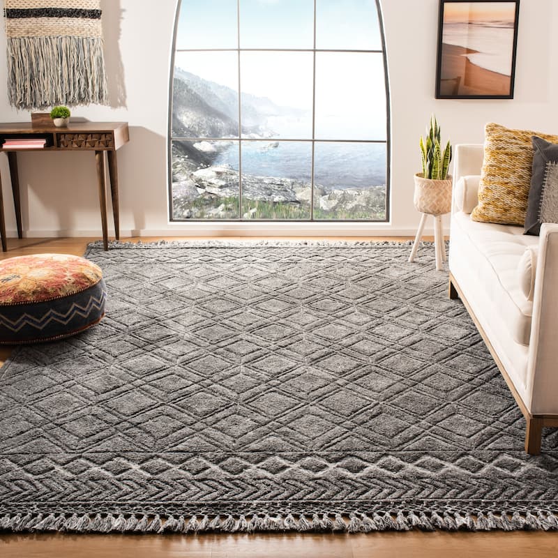 SAFAVIEH Handmade Casablanca Shag Raika Tribal Wool Rug - 10' x 14' - Charcoal