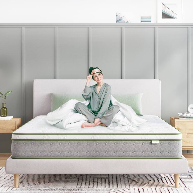 Novilla 10-inch Gel Memory Foam and Innerspring Hybrid Mattress
