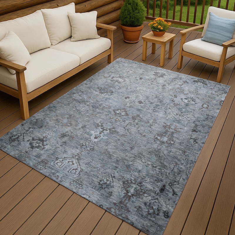 Machine Washable Indoor/ Outdoor Traditional Serenity Chantille Rug