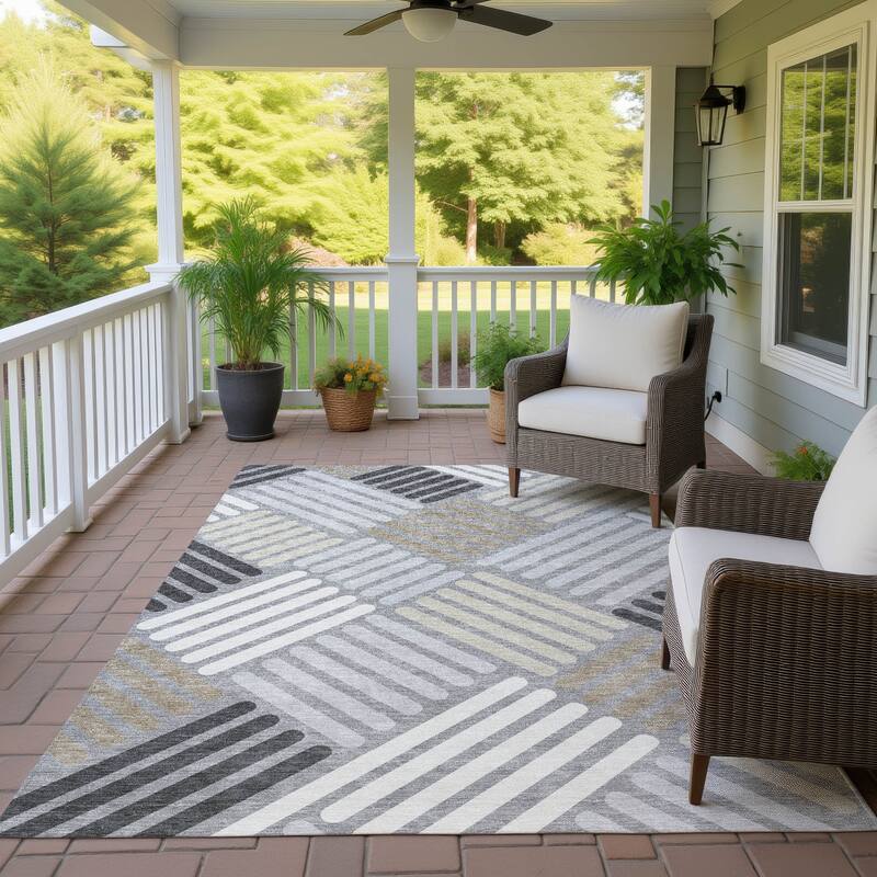Machine Washable Indoor/ Outdoor Modern Weave Chantille Rug