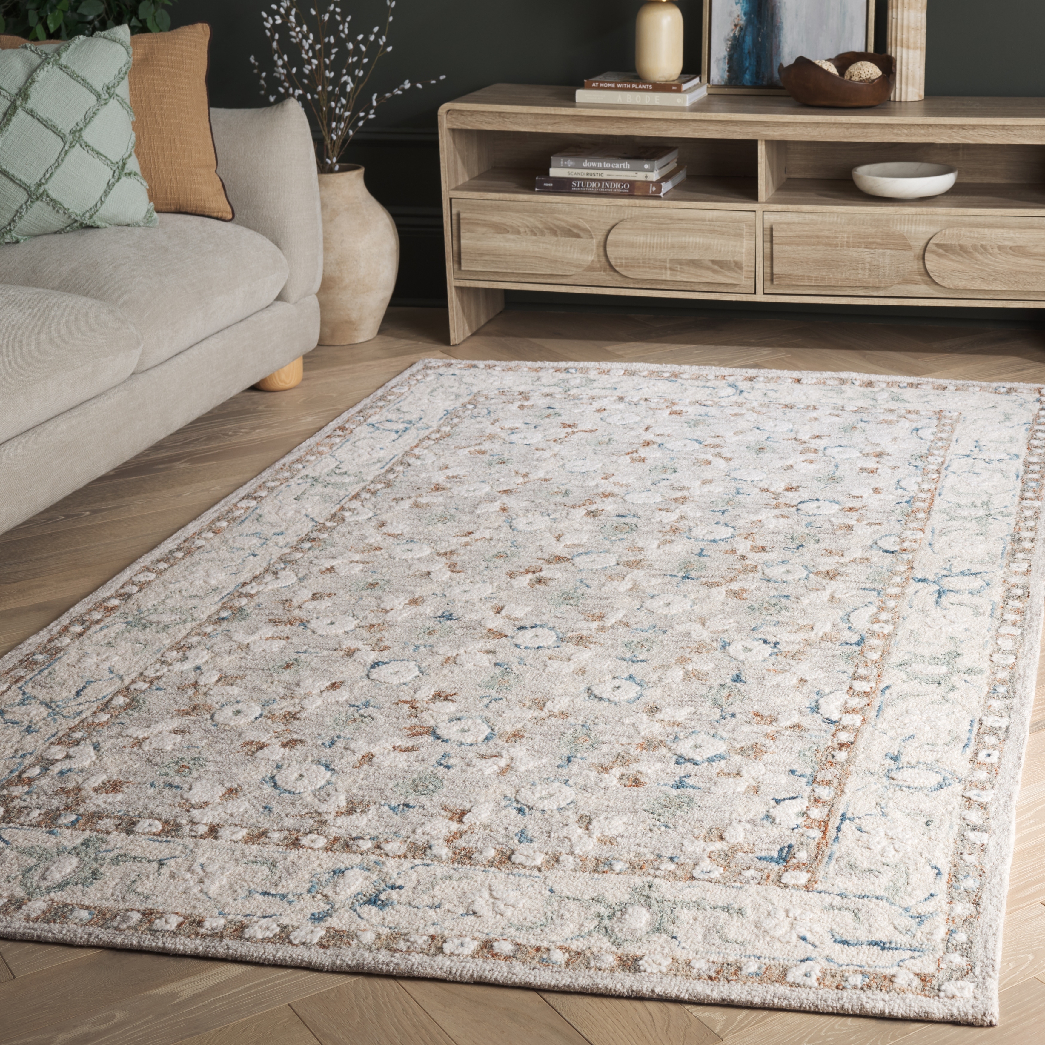 SAFAVIEH Handmade Metro Efemia Wool Rug
