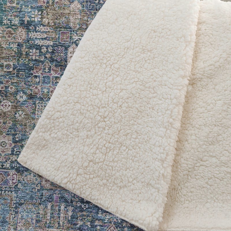 Premium Machine Washable Persian Panel Sherpa Throw Blanket