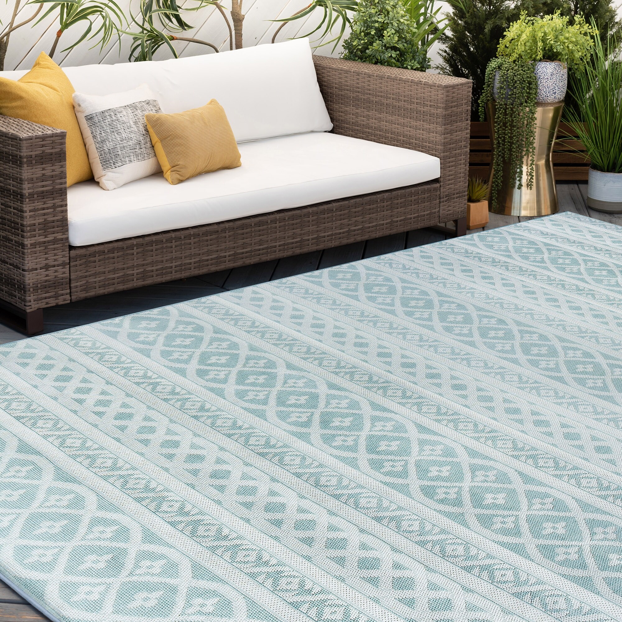 https://ak1.ostkcdn.com/images/products/is/images/direct/d18ad3162d7c8b4361bf451d2fe036e19cde84ea/Alise-Rugs-Vision-Contemporary-Stripe-Area-Rug.jpg