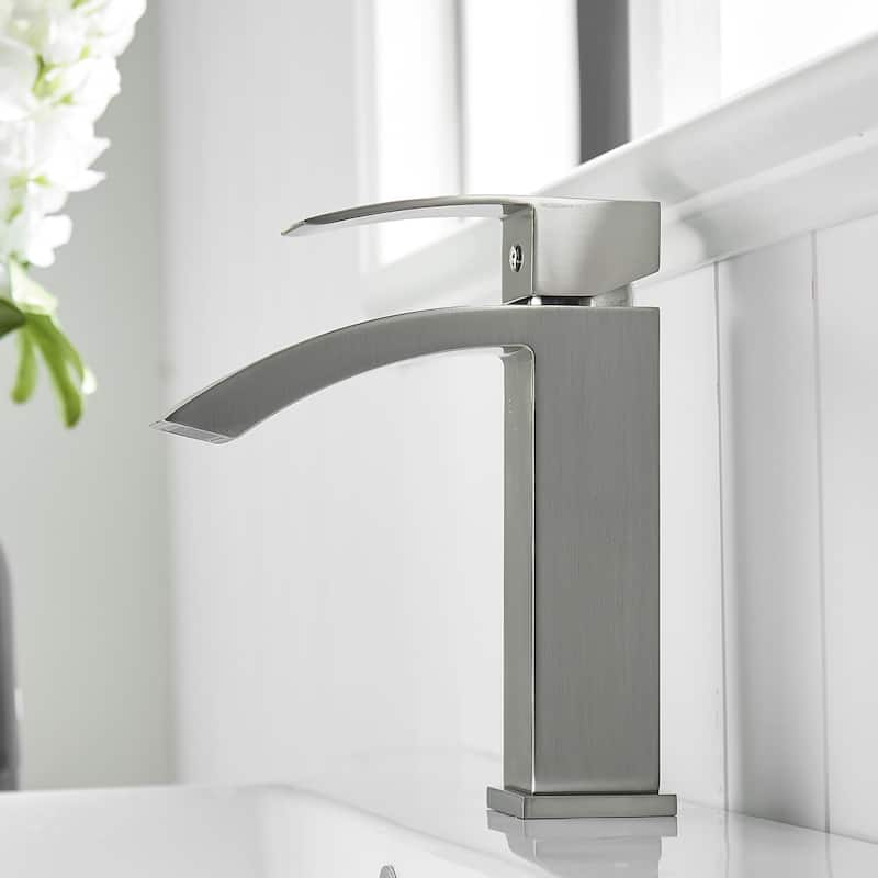 Single Hole Single-Handle Bathroom Faucet in Brushed Nickel