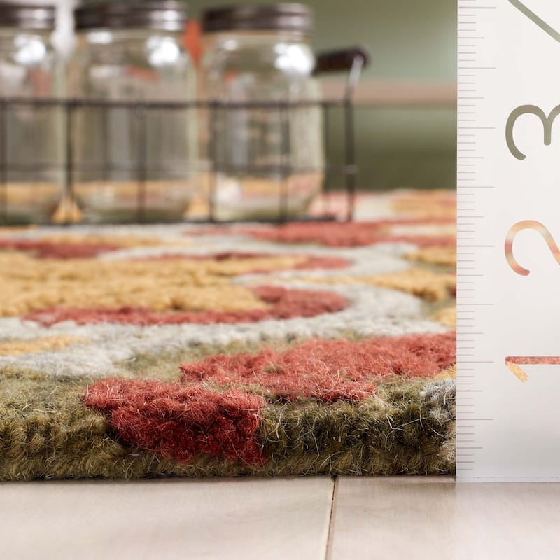 SAFAVIEH Handmade Blossom Parthenia Floral Wool Rug