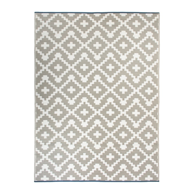 Trellis Geometric Reversible Plastic Outdoor Rugs