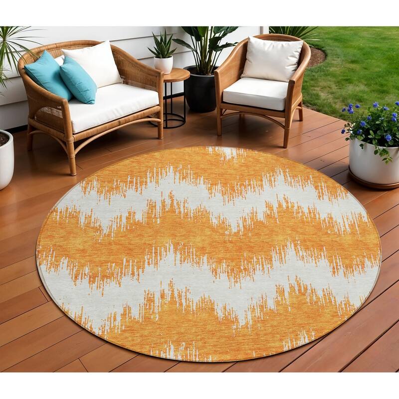 HomeRoots Chevron Transitional Rectangle Outdoor Rug - 8' Round