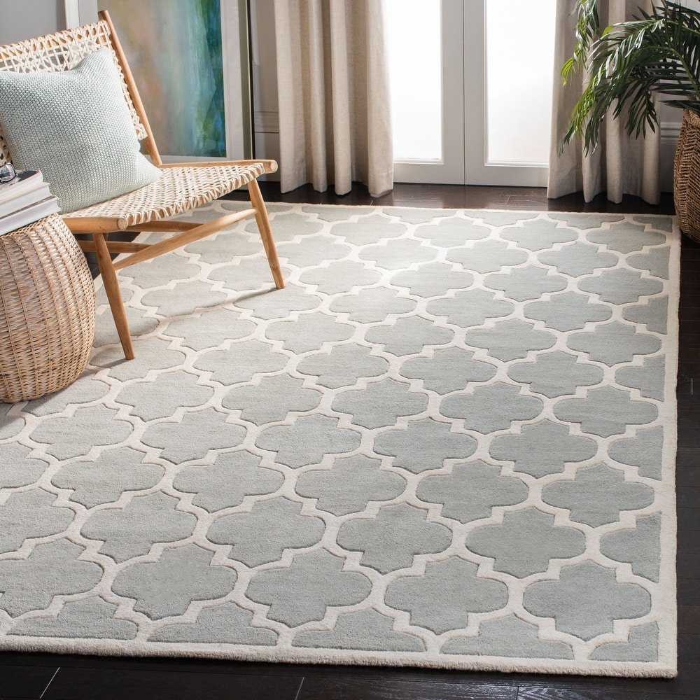 SAFAVIEH Handmade Chatham Antoanela Modern Moroccan Wool Rug