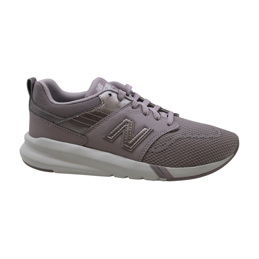 new balance pink trainers