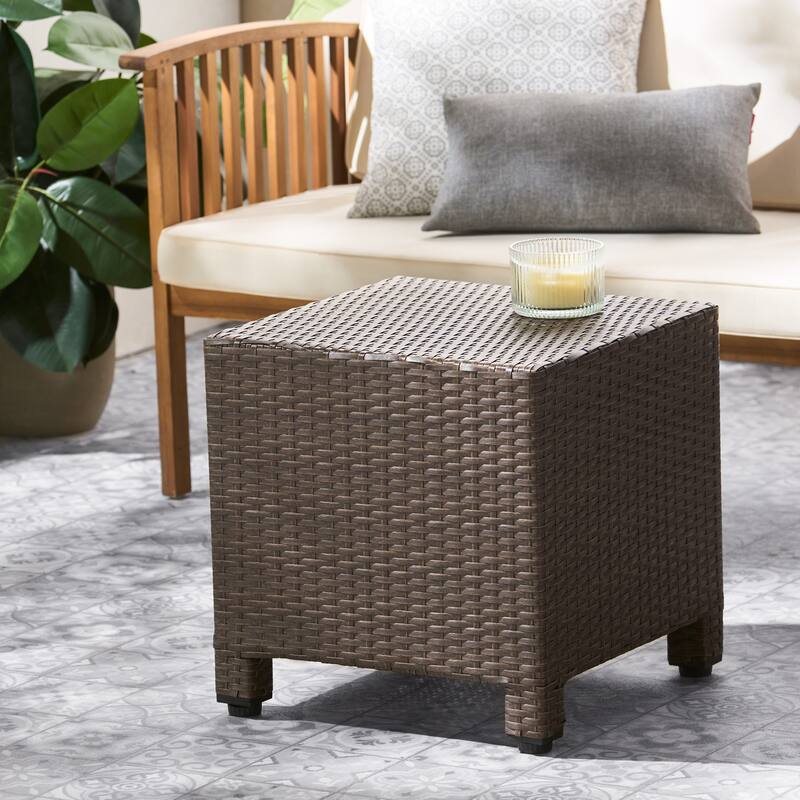18" Modern Square Accent Table with Long-Lasting Woven Finish for Living Room