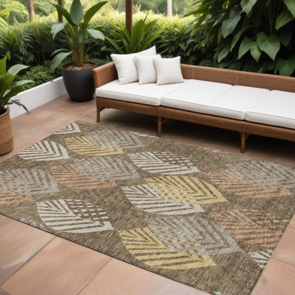 HomeRoots Floral Transitional Rectangle Outdoor Rug