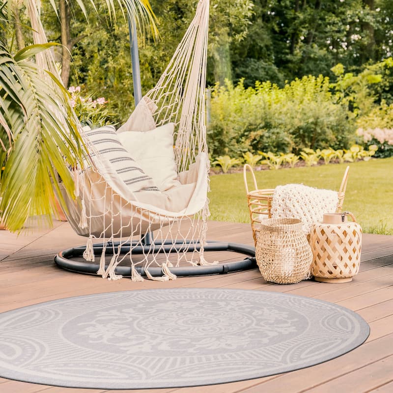 Beverly Rug Grey Medallion Indoor Outdoor Rug, Outside Carpet for Patio, Deck, Porch - 7'Round