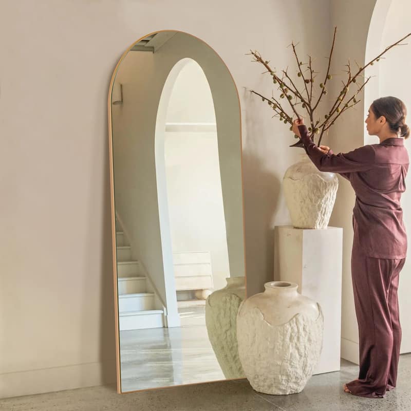 Arched Floor Mirror With Stand,Wood Frame Full Length Mirror,Wall-Mounted Mirror