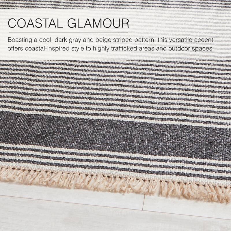 Strand Indoor/ Outdoor Striped Area Rug