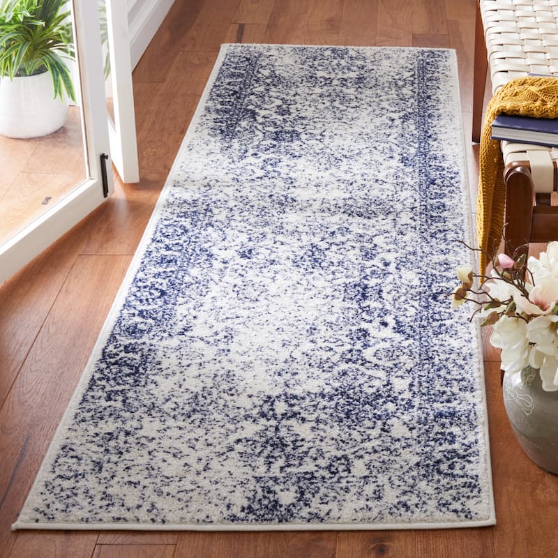 SAFAVIEH Adirondack Dakota Rustic Shabby Chic Distressed Rug - 2'6" x 14' Runner - Ivory/Navy - Runner