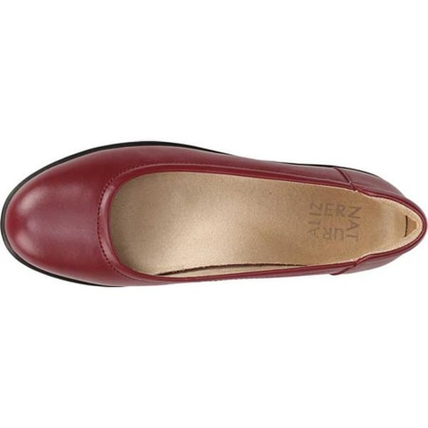 naturalizer flexy flats red