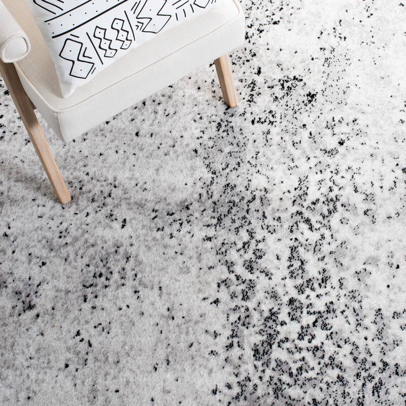 SAFAVIEH Skyler Lular Modern Abstract Rug