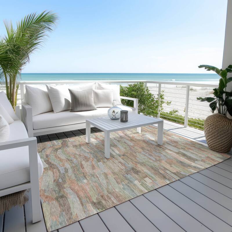 Machine Washable Indoor/ Outdoor Abstract Rock Chantille Rug