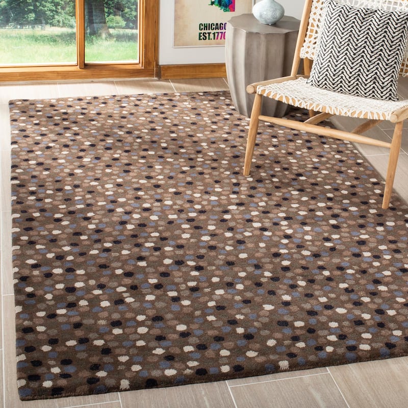 SAFAVIEH Handmade Soho Star Dots N.Z. Wool Rug - 3'6" x 5'6" - Dark Grey/Multi