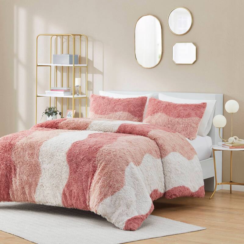 Intelligent Design Bridget Ombre Shaggy Faux Furs Duvet Cover Set