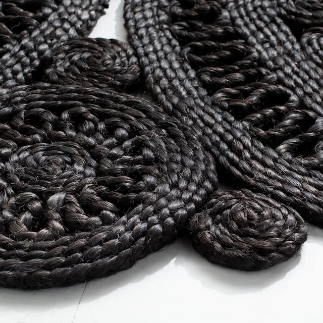 SAFAVIEH Handmade Natural Fiber Ljiljanka Floral Jute Rug