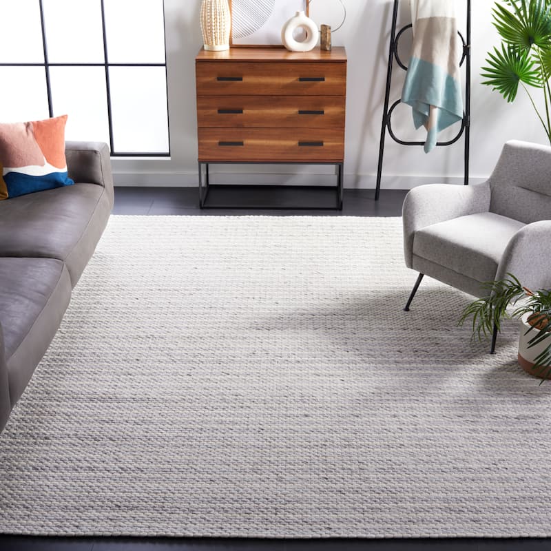 SAFAVIEH Handmade Marbella Sabire Modern Wool Rug - 8' x 10' - Light Grey/Ivory