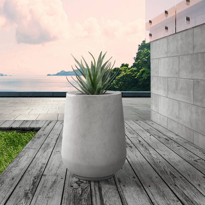 Kante Round Lightweight Concrete and Weather Resistant Fiberglass Indoor Outdoor Planter with Drainage Hole