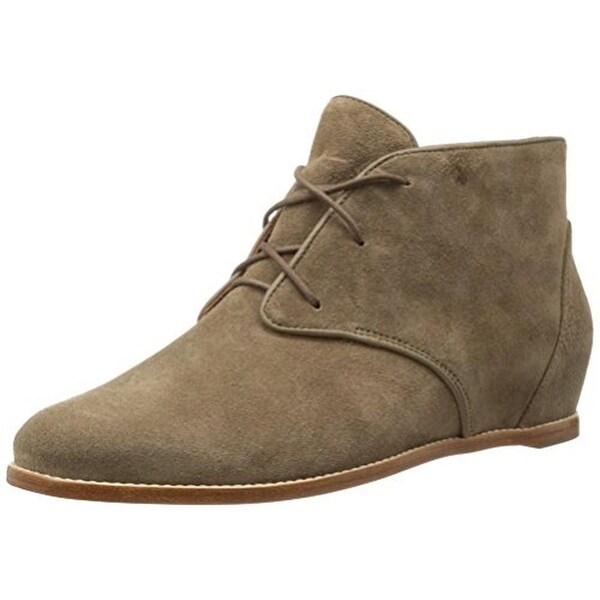 women's chukka boots suede