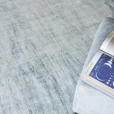 EXQUISITE RUGS Cloud Hand-loomed Wool/Bamboo Silk Ivory/Blue Area Rug.