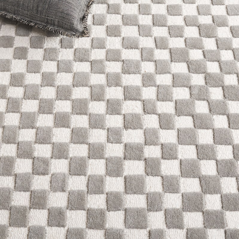 SAFAVIEH Handmade Genre Kiek Checkered Wool Rug