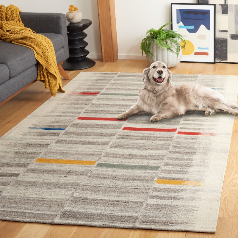 SAFAVIEH Handmade Kilim Ziynet Boho Stripe Wool Rug - 8' x 10' - Ivory/Grey