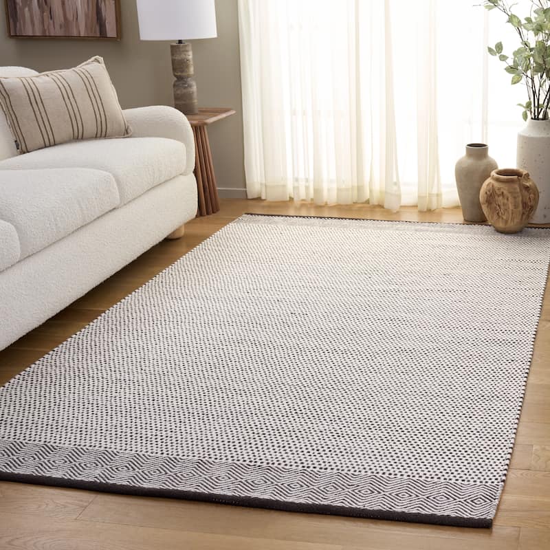 SAFAVIEH Handmade Kilim Mairwen Cotton & Wool Rug