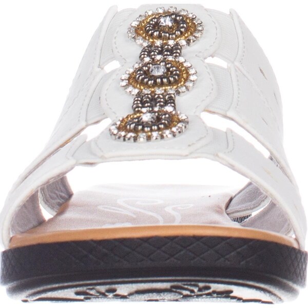 easy street nori sandals