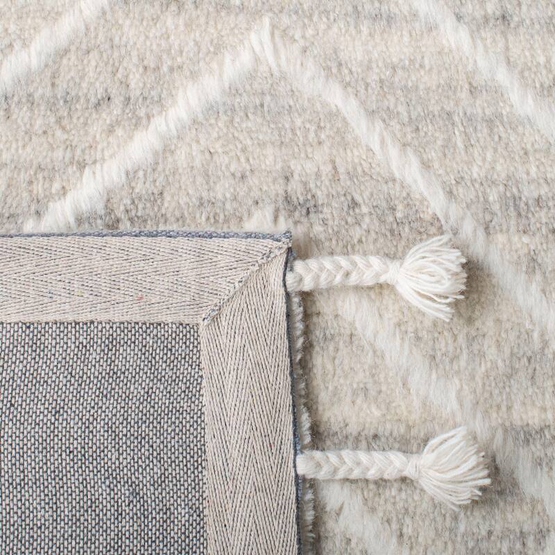 SAFAVIEH Handmade Casablanca Nest Boho Wool Rug - 5'
